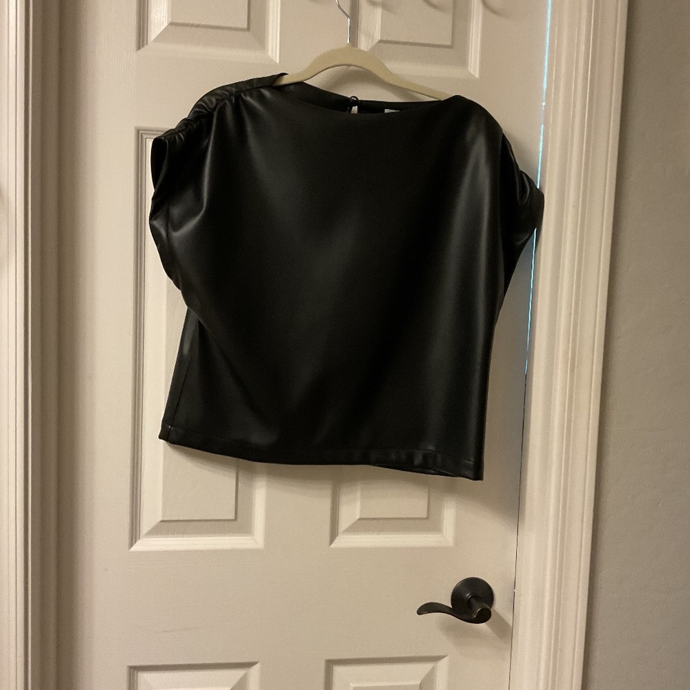 Women’s leather muscle tee